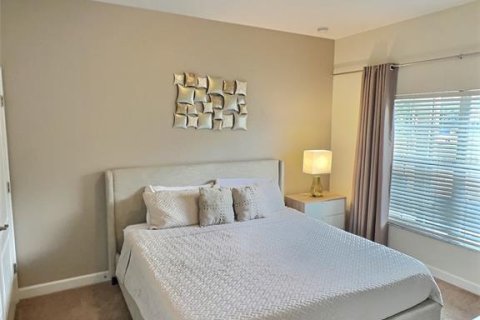 Adosado en venta en Kissimmee, Florida, 4 dormitorios, 176.7 m2 № 2097497 - foto 15