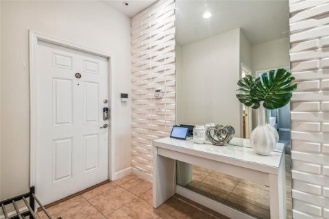 Adosado en venta en Kissimmee, Florida, 4 dormitorios, 176.7 m2 № 2097497 - foto 4