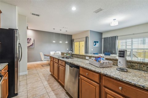 Adosado en venta en Kissimmee, Florida, 4 dormitorios, 176.7 m2 № 2097497 - foto 9