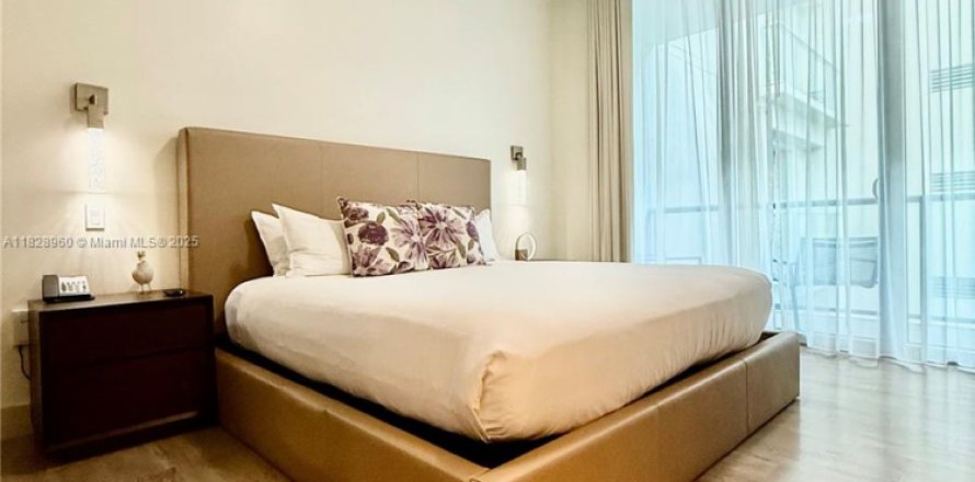 Condo à Hollywood, Floride, 1 chambre № 1935402