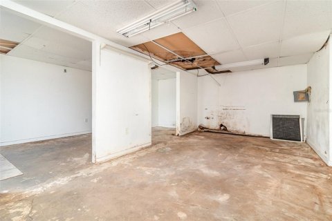 Immobilier commercial à vendre à Sanford, Floride: 417.41 m2 № 2128543 - photo 17