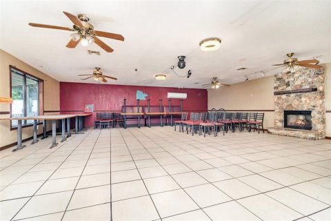 Immobilier commercial à vendre à Sanford, Floride: 417.41 m2 № 2128543 - photo 11