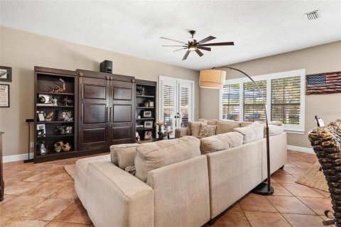 House in Mount Dora, Florida 3 bedrooms, 277.22 sq.m. № 2116254 - photo 16