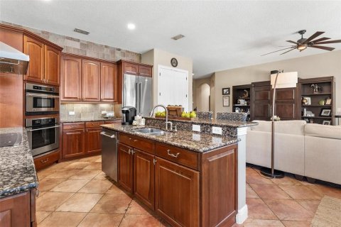 House in Mount Dora, Florida 3 bedrooms, 277.22 sq.m. № 2116254 - photo 22