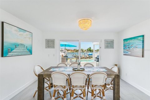Villa ou maison à vendre à Belleair Beach, Floride: 4 chambres, 258.36 m2 № 1799782 - photo 26