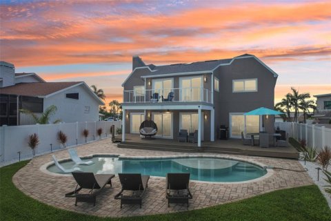 Villa ou maison à vendre à Belleair Beach, Floride: 4 chambres, 258.36 m2 № 1799782 - photo 4