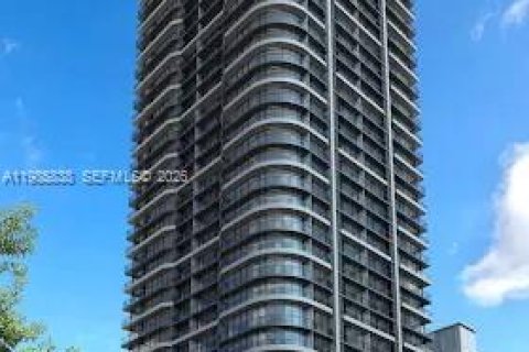 Condo in Miami, Florida  № 2047416 - photo 8