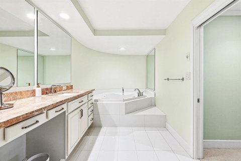 Copropriété à vendre à Stuart, Floride: 2 chambres, 223.43 m2 № 2242851 - photo 19