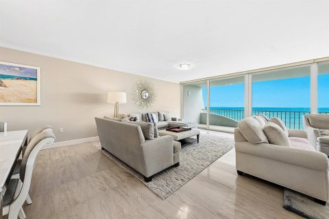 Copropriété à vendre à Stuart, Floride: 2 chambres, 223.43 m2 № 2242851 - photo 3