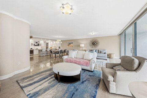Copropriété à vendre à Stuart, Floride: 2 chambres, 223.43 m2 № 2242851 - photo 8