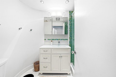 Copropriété à vendre à Stuart, Floride: 2 chambres, 223.43 m2 № 2242851 - photo 25