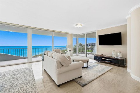 Copropriété à vendre à Stuart, Floride: 2 chambres, 223.43 m2 № 2242851 - photo 2