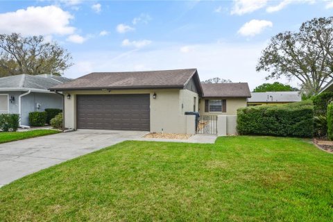 Casa en venta en Winter Haven, Florida, 2 dormitorios, 132.48 m2 № 1515326 - foto 1