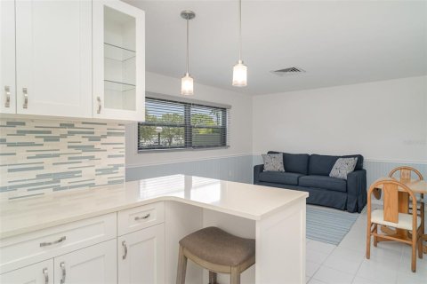 Condominio en venta en Bradenton, Florida, 1 dormitorio, 52.03 m2 № 1831719 - foto 13