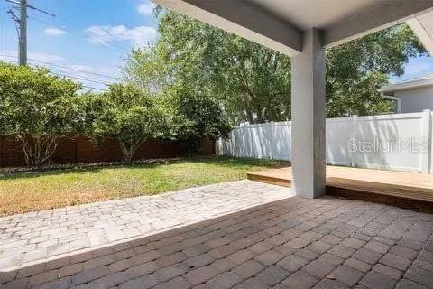 House in Oviedo, Florida 3 bedrooms, 143.91 sq.m. № 2430726 - photo 8