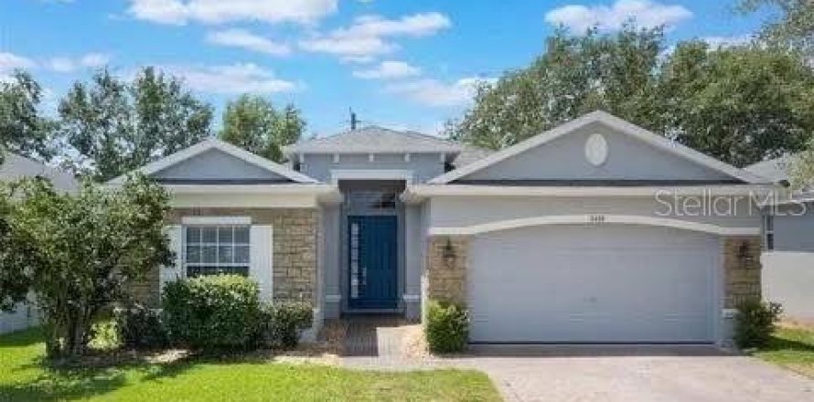 House in Oviedo, Florida 3 bedrooms, 143.91 sq.m. № 2430726