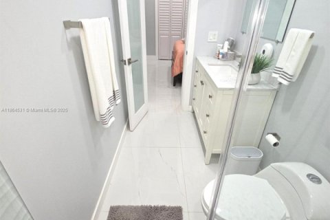 Купить виллу или дом в Хайалиа, Флорида 2 спальни, 118.26м2, № 1957919 - фото 27