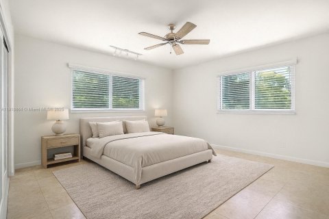Villa ou maison à vendre à North Miami, Floride: 4 chambres, 269.32 m2 № 1974318 - photo 9
