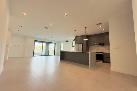 Купить виллу или дом в Форт-Лодердейл, Флорида 4 спальни, № 2056000 - фото 19