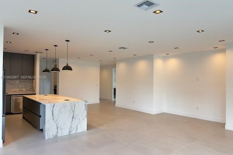 Купить виллу или дом в Форт-Лодердейл, Флорида 4 спальни, № 2056000 - фото 16