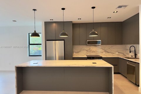 Купить виллу или дом в Форт-Лодердейл, Флорида 4 спальни, № 2056000 - фото 28