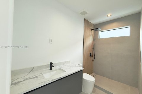 Купить виллу или дом в Форт-Лодердейл, Флорида 4 спальни, № 2056000 - фото 14