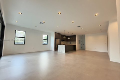 Купить виллу или дом в Форт-Лодердейл, Флорида 4 спальни, № 2056000 - фото 15