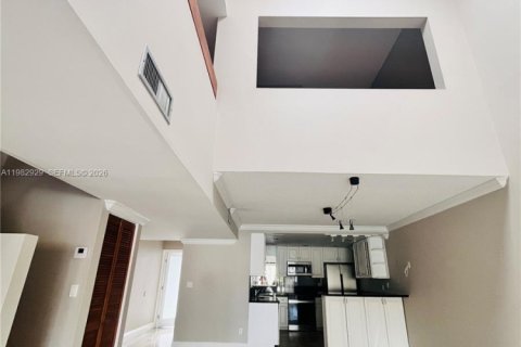 Touwnhouse à louer à Sunny Isles Beach, Floride: 3 chambres, 210.42 m2 № 2049817 - photo 9