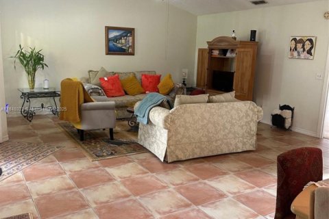 House in Orlando, Florida 3 bedrooms № 1830378 - photo 4
