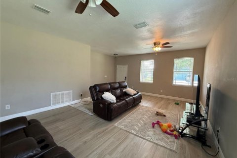 House in Ruskin, Florida 3 bedrooms, 168.15 sq.m. № 2228278 - photo 24
