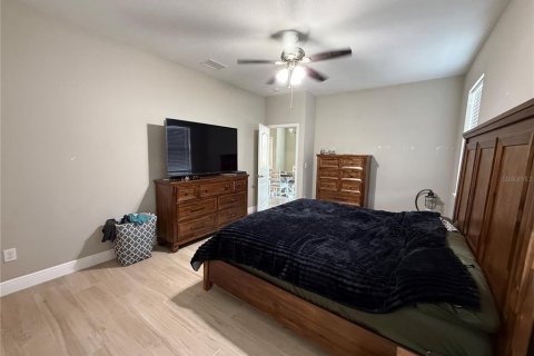 House in Ruskin, Florida 3 bedrooms, 168.15 sq.m. № 2228278 - photo 19