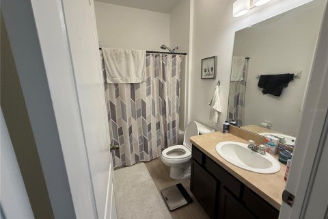 House in Ruskin, Florida 3 bedrooms, 168.15 sq.m. № 2228278 - photo 15