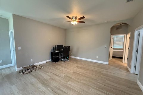 House in Ruskin, Florida 3 bedrooms, 168.15 sq.m. № 2228278 - photo 22