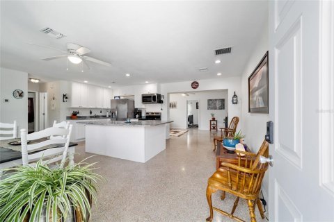 Casa en venta en Dunnellon, Florida, 3 dormitorios, 152.27 m2 № 1826704 - foto 6