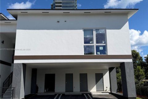 Immobilier commercial à vendre à Hallandale Beach, Floride № 1962297 - photo 7