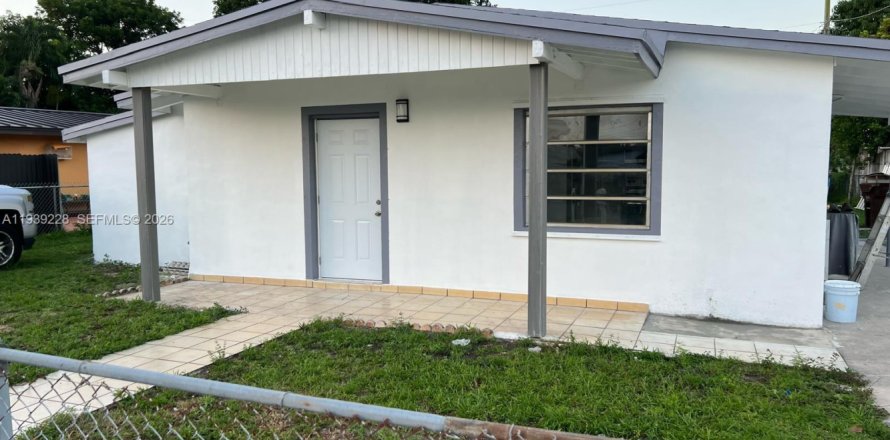 Villa ou maison à Hialeah, Floride 3 chambres, 89.37 m2 № 1997653