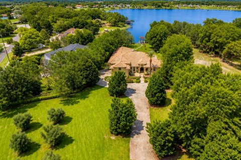 House in Windermere, Florida 6 bedrooms, 526.38 sq.m. № 2283685 - photo 2