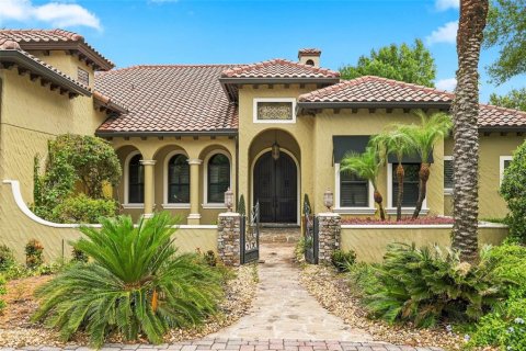 House in Windermere, Florida 6 bedrooms, 526.38 sq.m. № 2283685 - photo 4