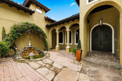 House in Windermere, Florida 6 bedrooms, 526.38 sq.m. № 2283685 - photo 5