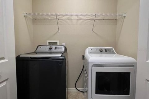 Adosado en alquiler en Orlando, Florida, 3 dormitorios, 155.24 m2 № 1847462 - foto 9