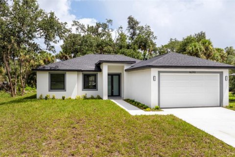 House in Port Charlotte, Florida 3 bedrooms, 153.57 sq.m. № 1869339 - photo 1