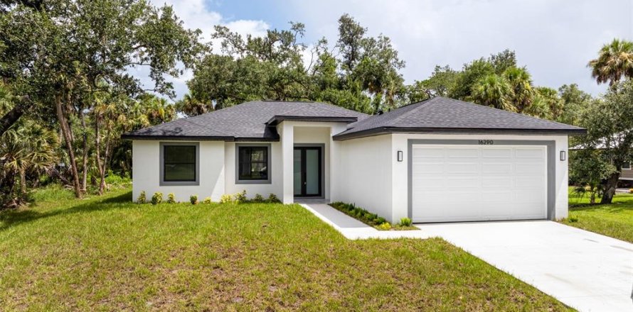 House in Port Charlotte, Florida 3 bedrooms, 153.57 sq.m. № 1869339