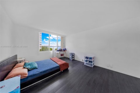 Condominio en venta en Miami Beach, Florida, 1 dormitorio, 79.15 m2 № 2170773 - foto 10