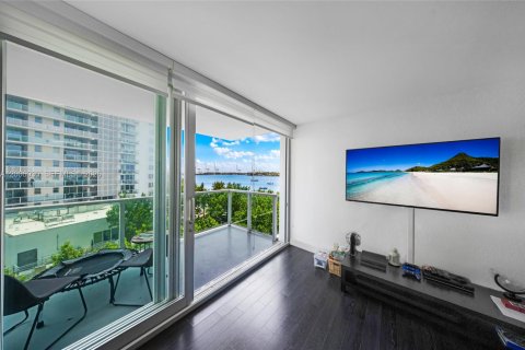 Condominio en venta en Miami Beach, Florida, 1 dormitorio, 79.15 m2 № 2170773 - foto 3