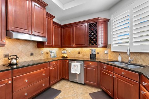 Купить кондоминиум в Сент-Питерсберг, Флорида 8 комнат, 226.4м2, № 2117855 - фото 15