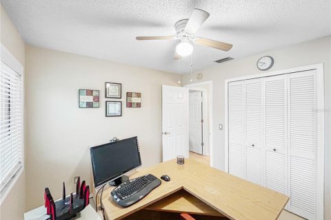 Villa ou maison à vendre à Casselberry, Floride: 4 chambres, 169.18 m2 № 2230049 - photo 23