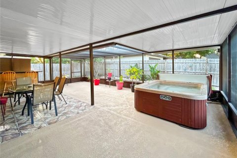 Villa ou maison à vendre à Casselberry, Floride: 4 chambres, 169.18 m2 № 2230049 - photo 29