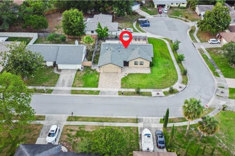 Villa ou maison à vendre à Casselberry, Floride: 4 chambres, 169.18 m2 № 2230049 - photo 3