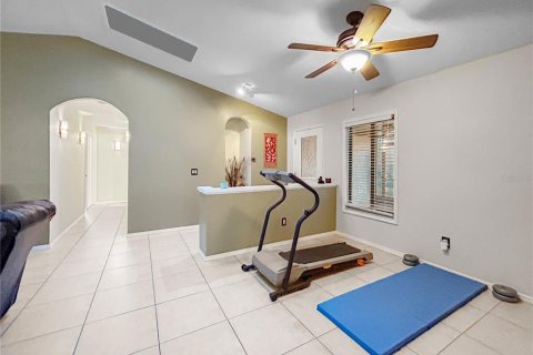 Villa ou maison à vendre à Casselberry, Floride: 4 chambres, 169.18 m2 № 2230049 - photo 10