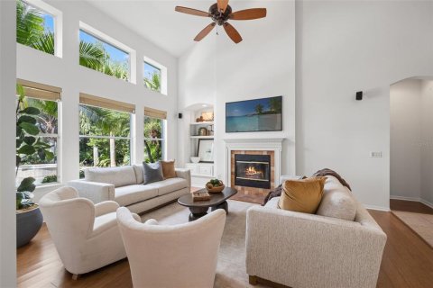 Casa en venta en Tampa, Florida, 4 dormitorios, 336.4 m2 № 2422753 - foto 7